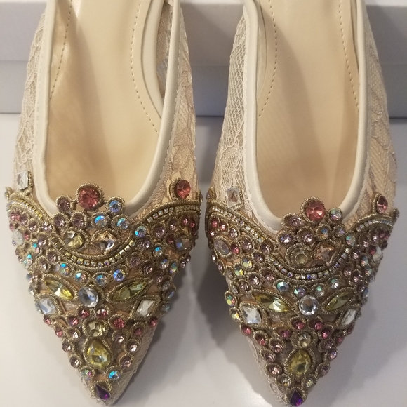 GORGEOUS MULES SLIDES INBOX - Picture 5 of 9